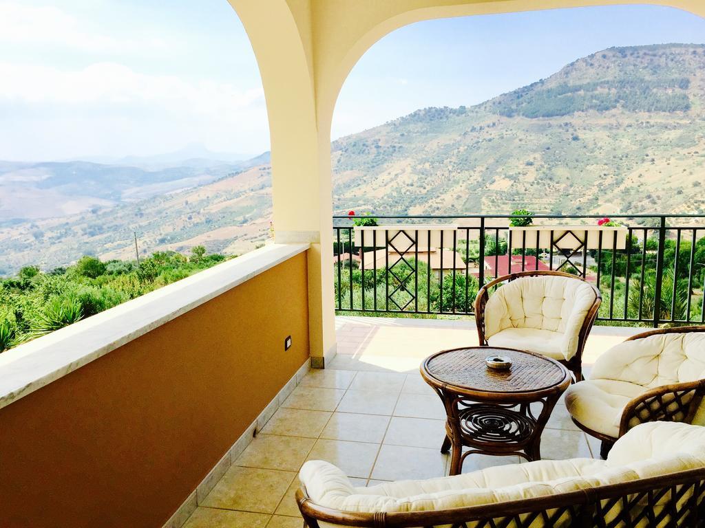 Villa Della Mimosa Alia Kültér fotó